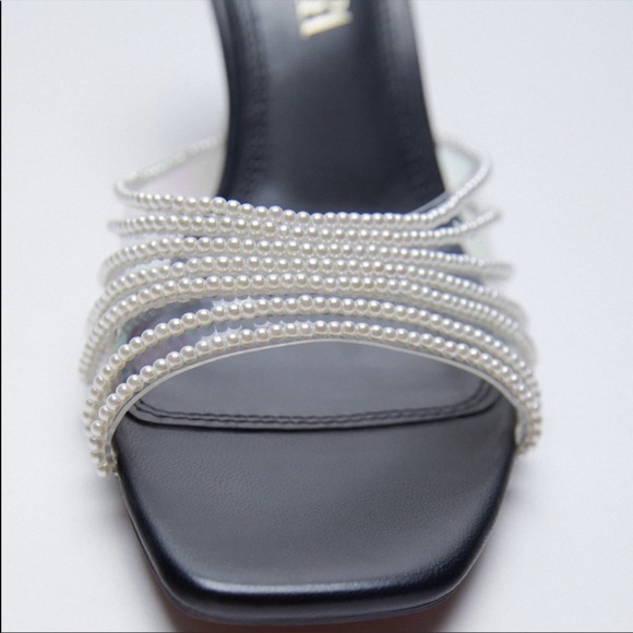 Zara PEARL TRIM KITTEN HEELED VINYL CLEAR SANDALS - Picture 3 of 4